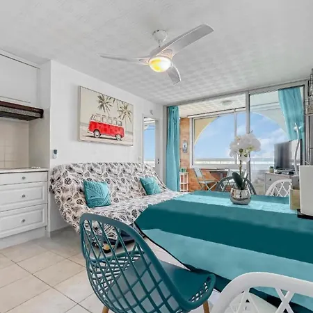 Magnificent 28 Square Meters Located In Lejlighed