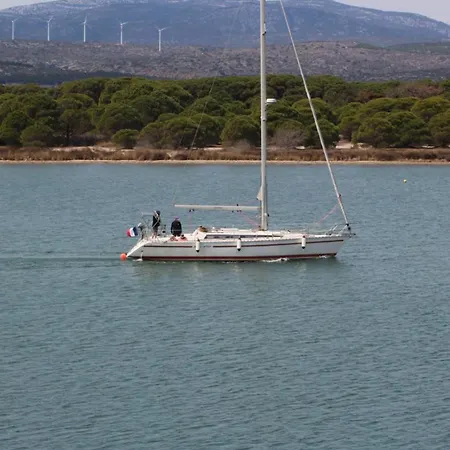 Magnificent 28 Square Meters Located In Apartmán Leucate